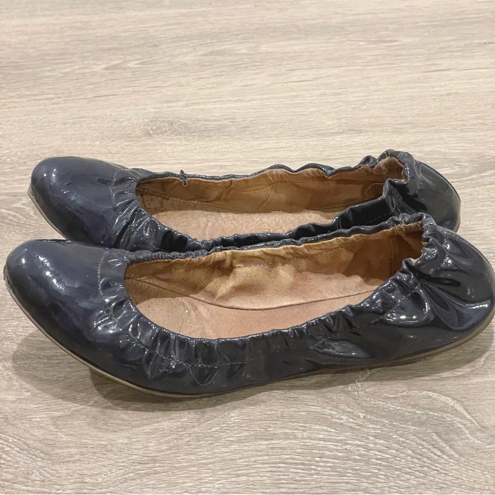 Patent blue leather flats